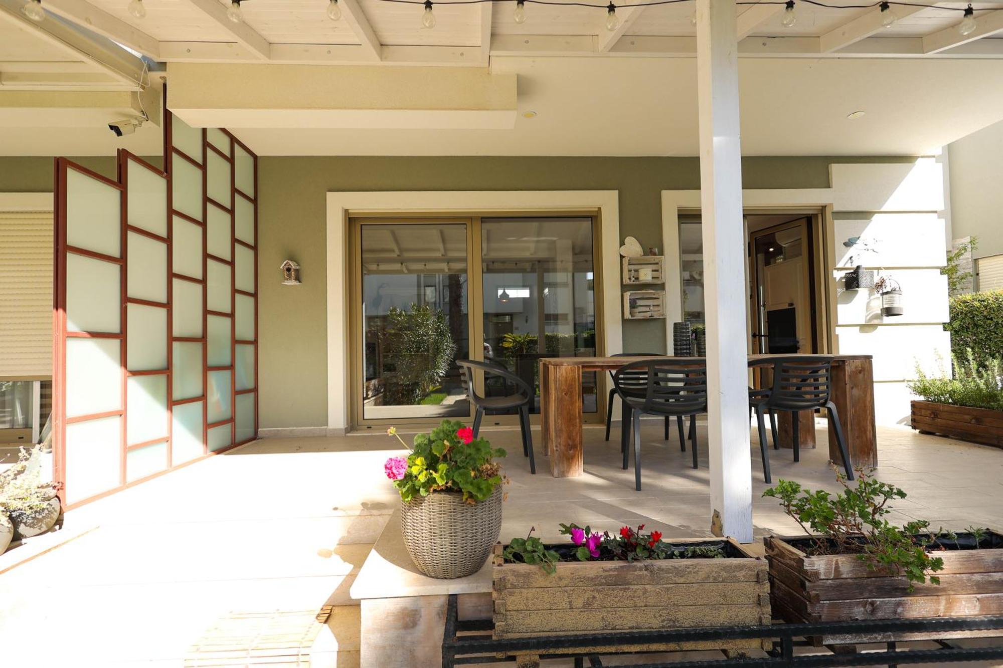 Grandstay Villa Perla Resort Durres Bagian luar foto
