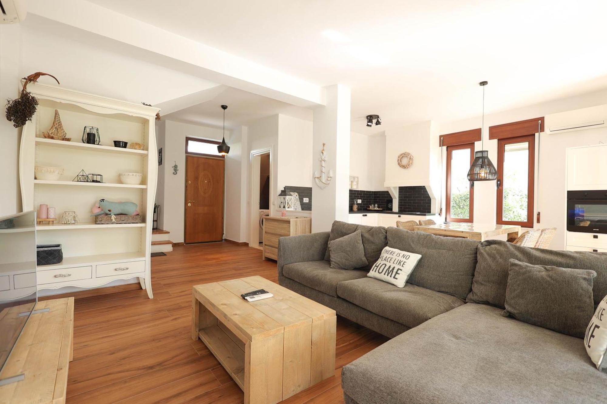 Grandstay Villa Perla Resort Durres Bagian luar foto