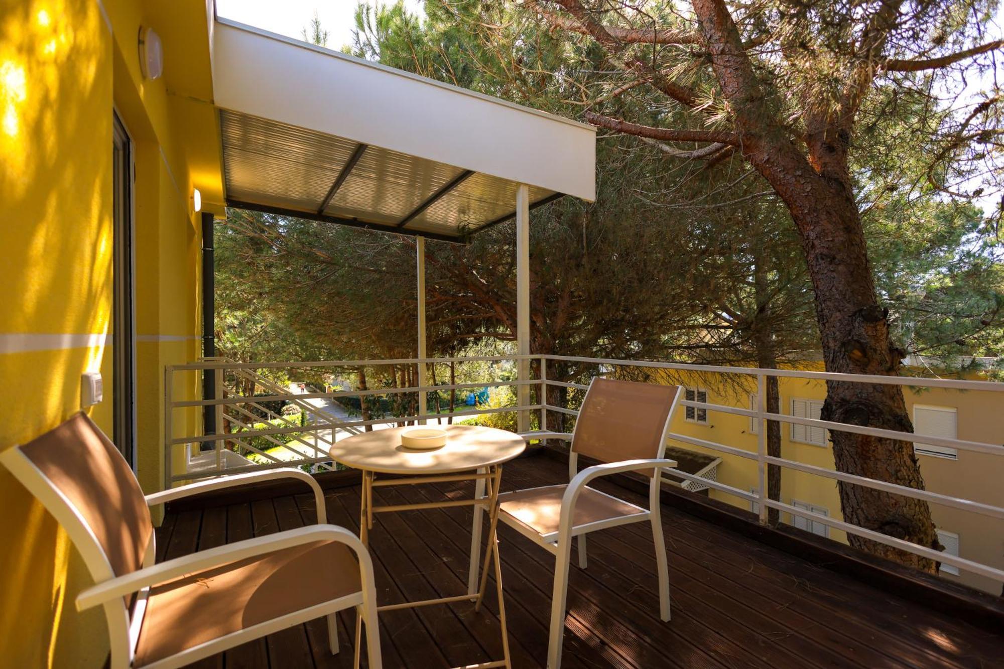 Grandstay Villa Perla Resort Durres Bagian luar foto