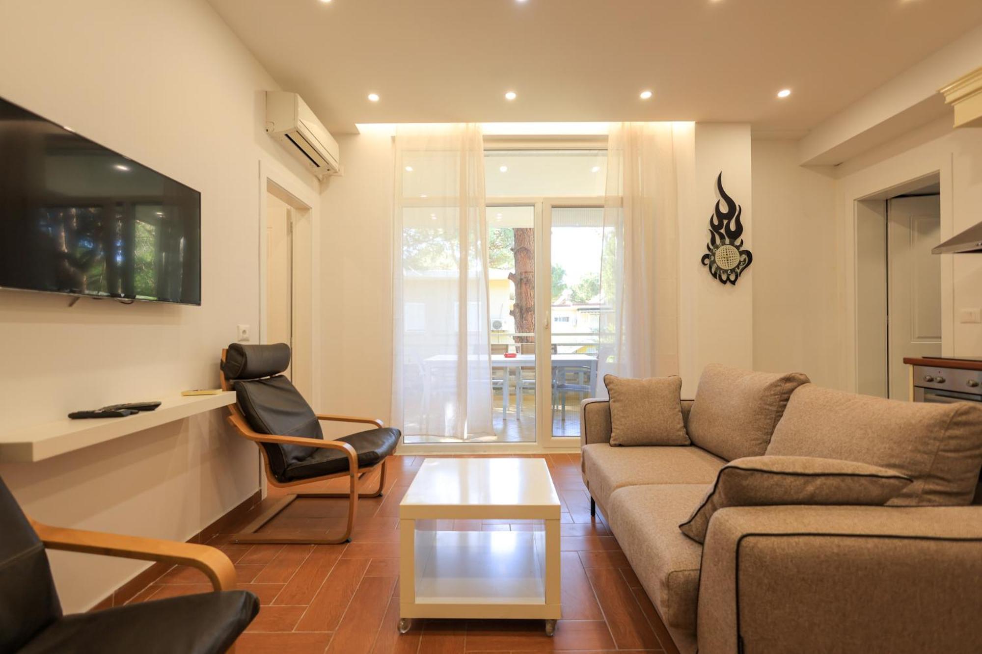 Grandstay Villa Perla Resort Durres Bagian luar foto