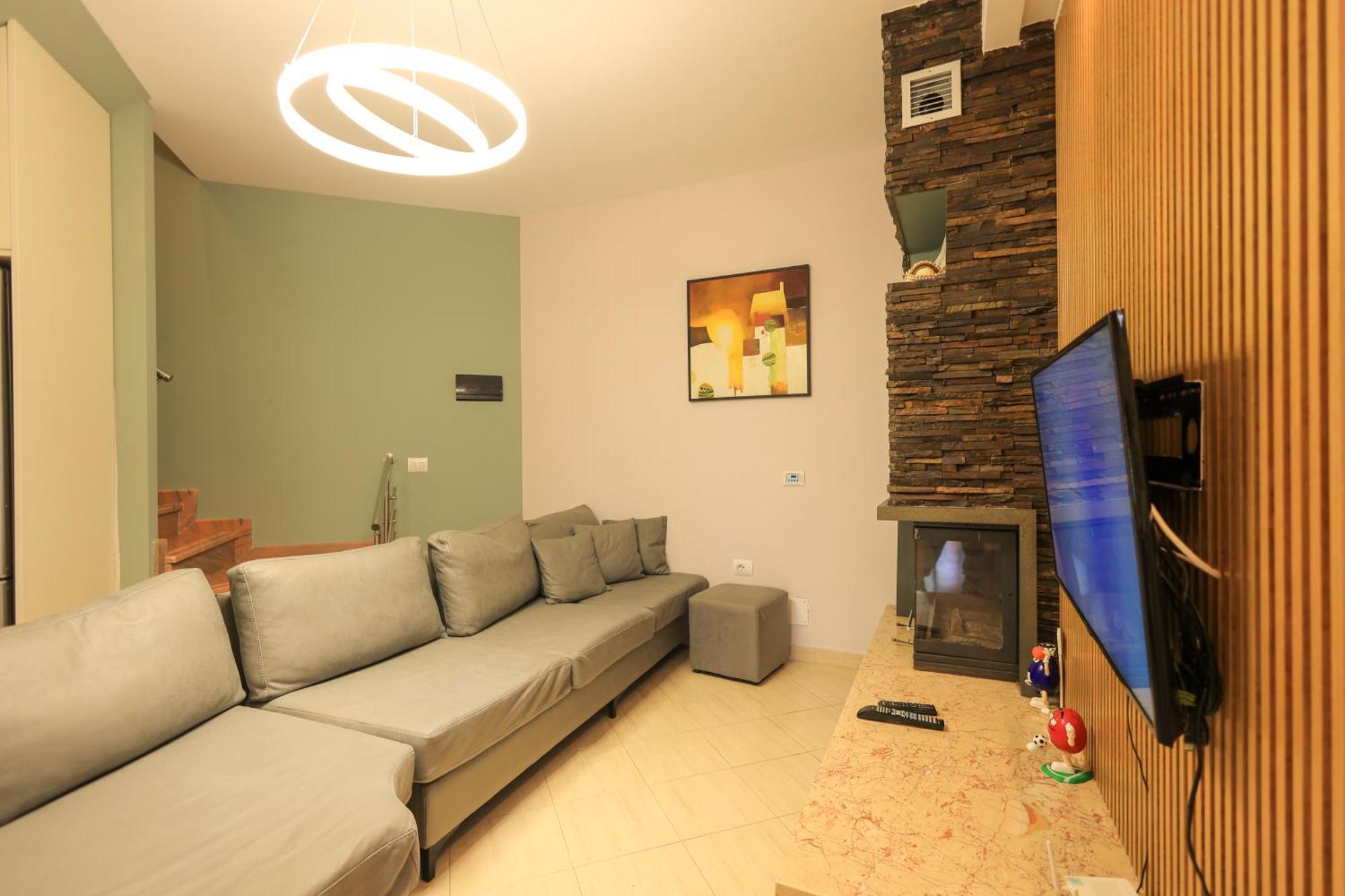 Grandstay Villa Perla Resort Durres Bagian luar foto